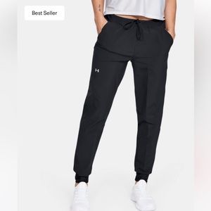 Under Armour Joggers Black Size Small Short/Petite